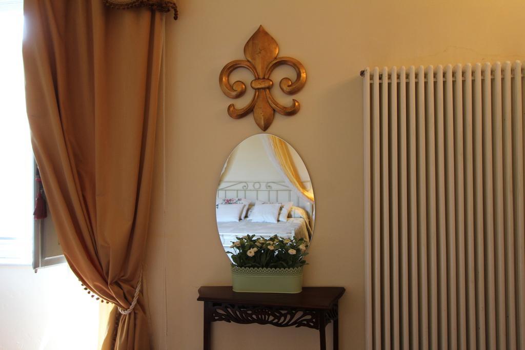 Bed and Breakfast Dimora Nobiliare Pisa Habitación foto